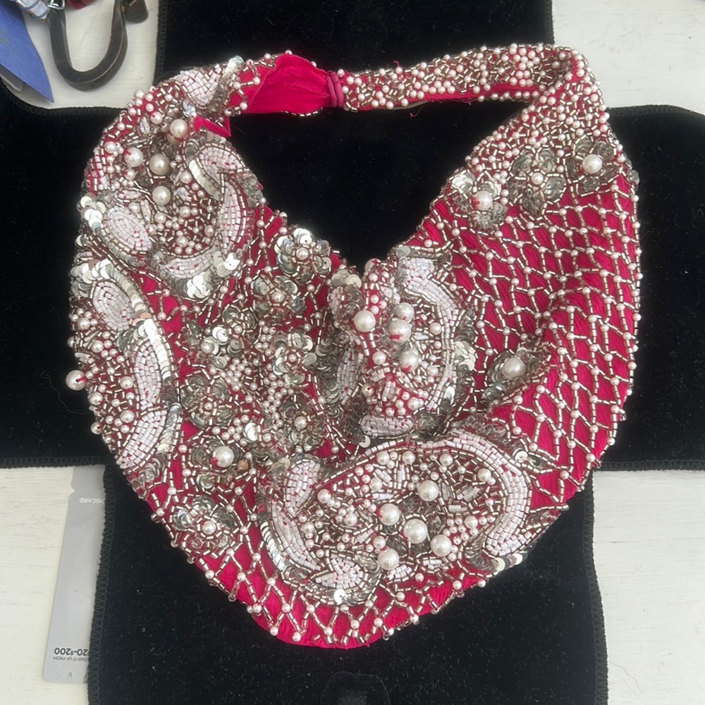 Le Charlot Pearl Fuchsia